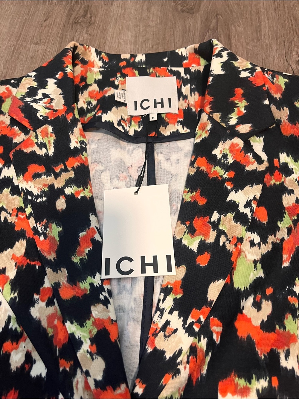 ICHI Black Multi-Color Printed Blazer